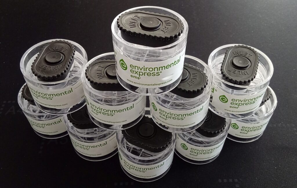 Single-use Allergenco-D cassettes for non-cultured air samples